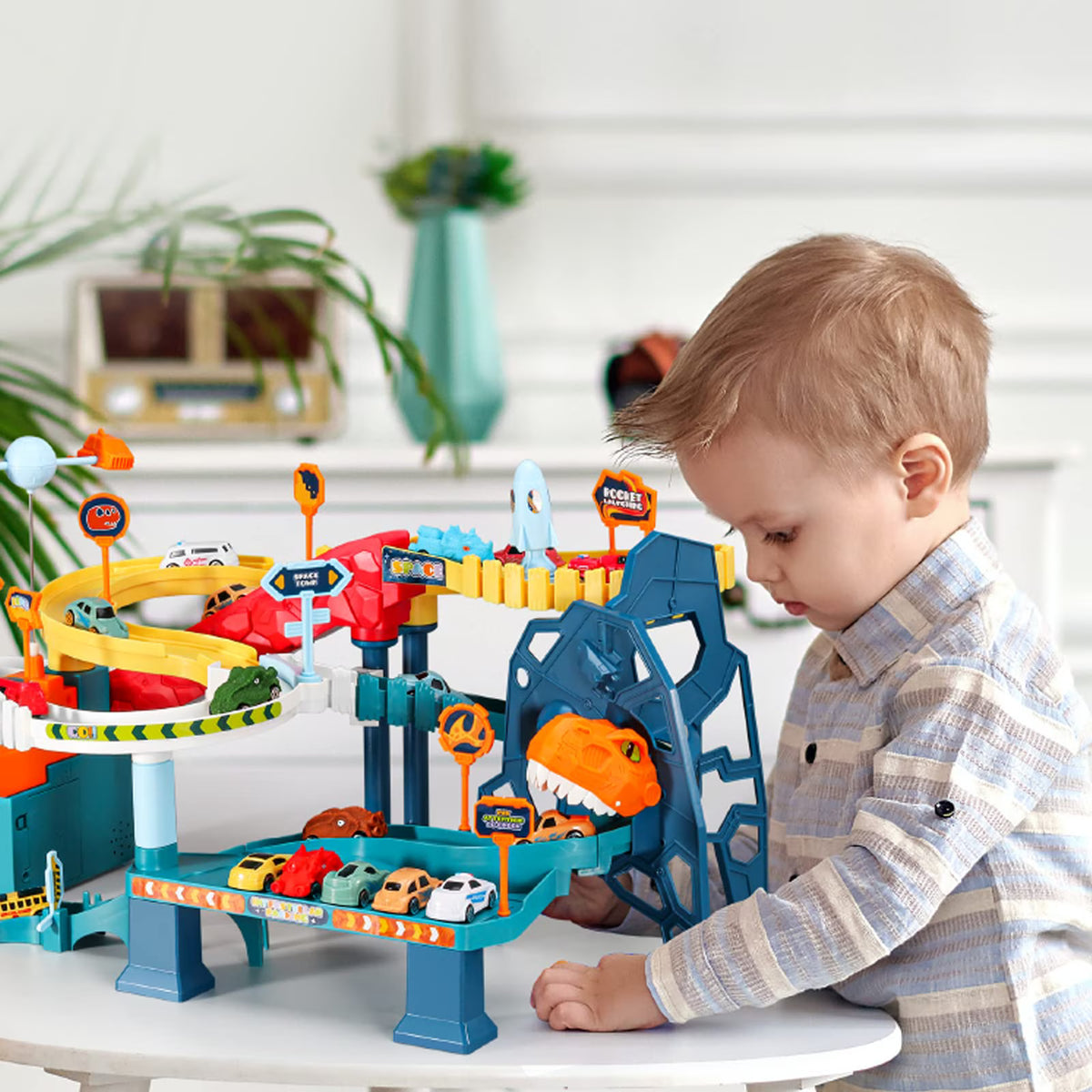 Dinosaur Mountain Road Vehicle Track Set
